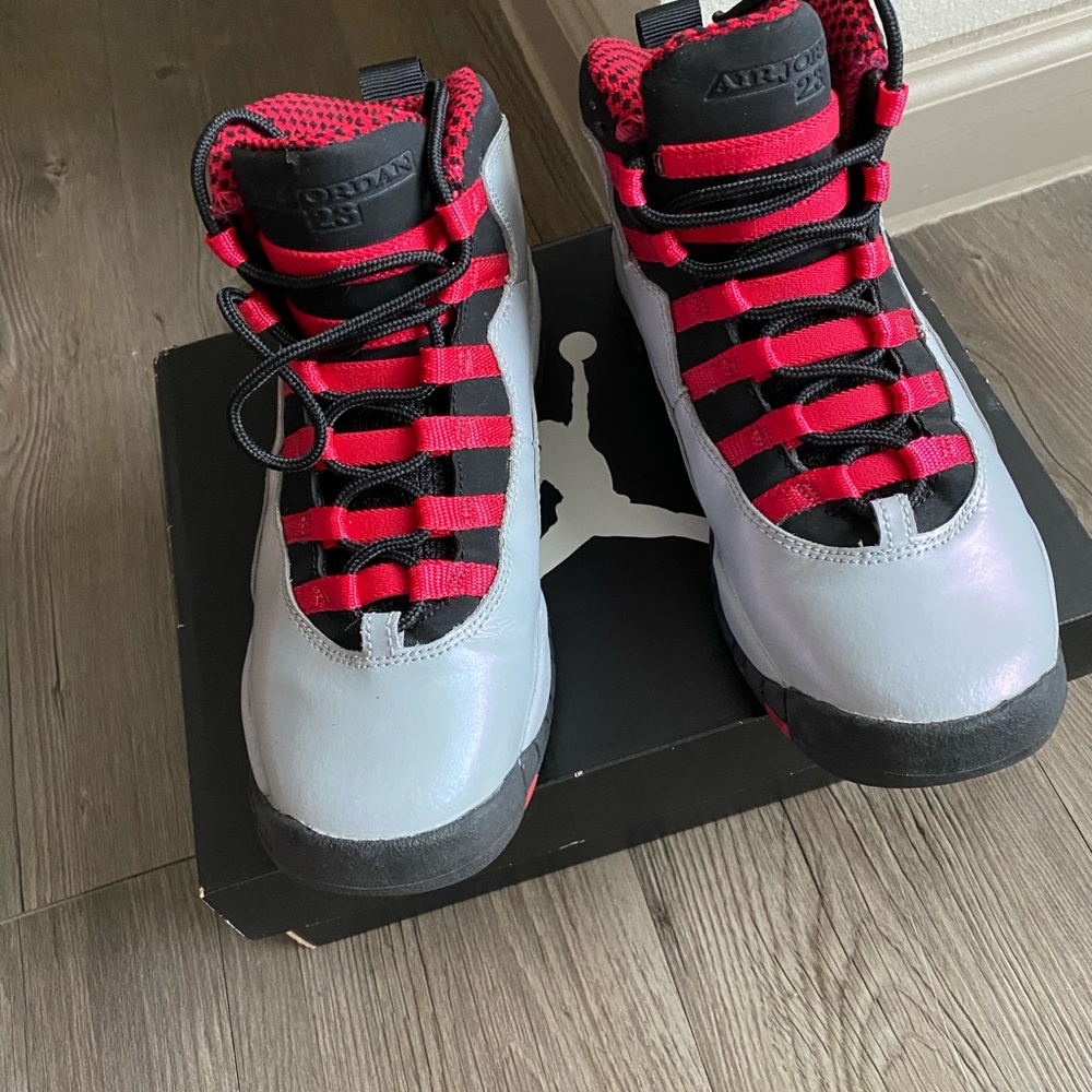 Air Jordan 10 Retro Wolf Grey / Black